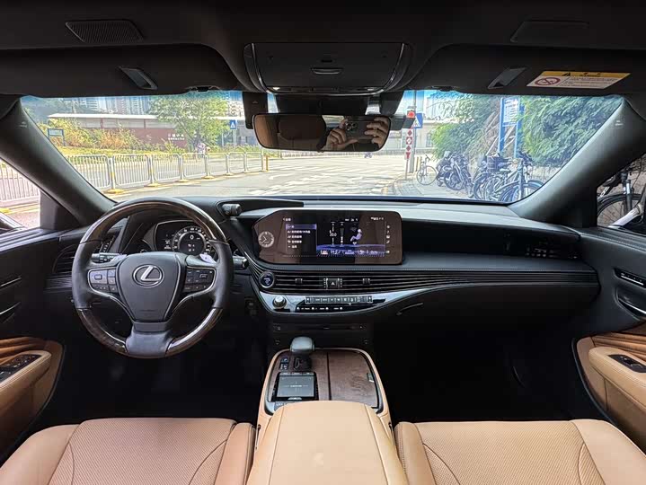 Lexus LS 2021 2021款 500h 卓越版