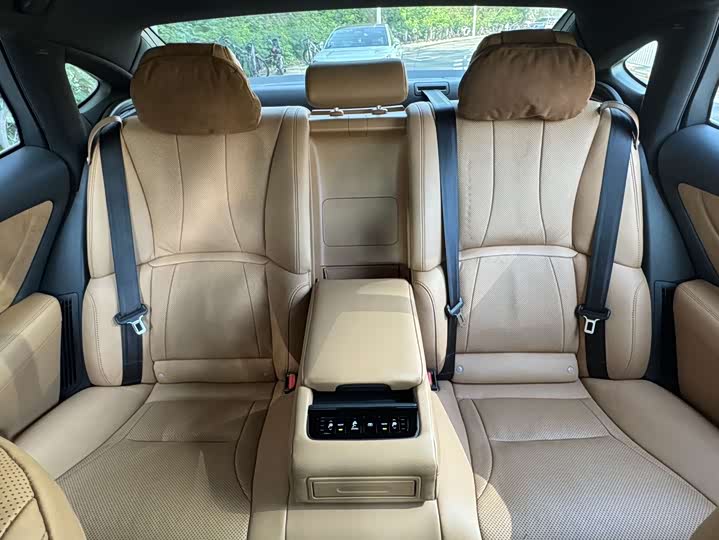 Lexus LS 2021 2021款 500h 卓越版