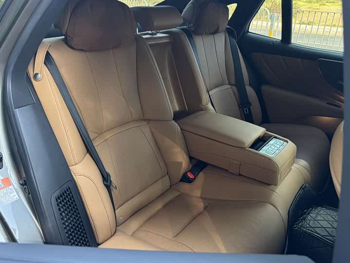 Lexus LS 2021 2021款 500h 卓越版