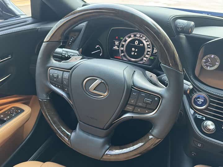 Lexus LS 2021 2021款 500h 卓越版