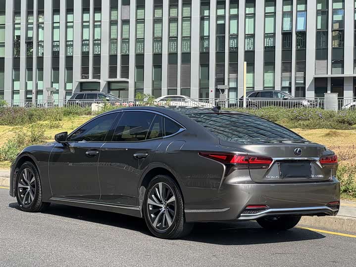 Lexus LS 2021 2021款 500h 卓越版