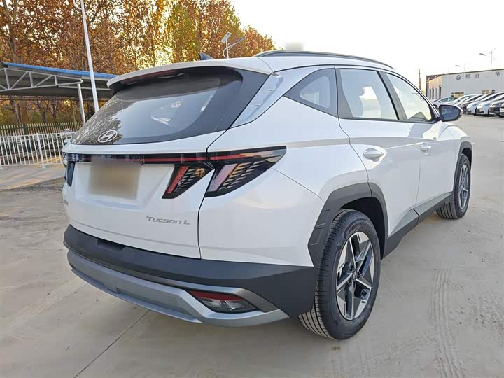 Hyundai Tucson L 2025 2025款 途胜L 1.5T 精英版