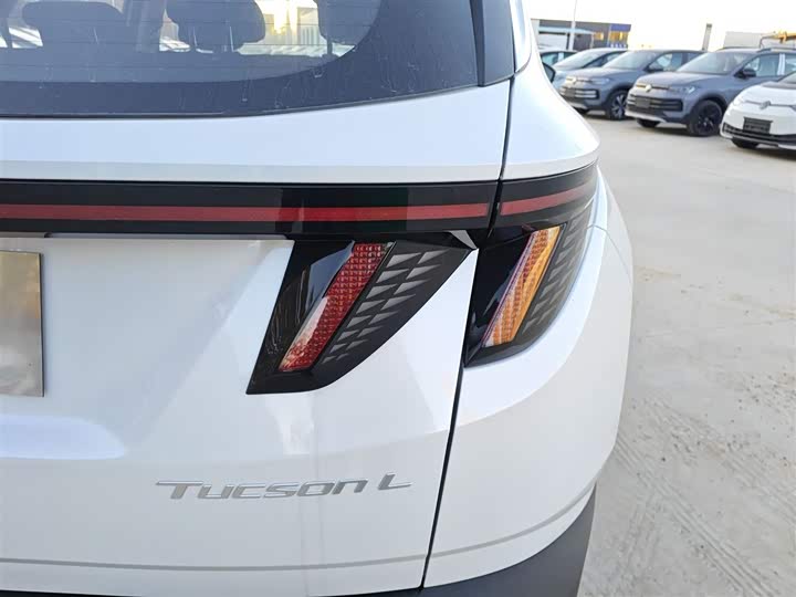 Hyundai Tucson L 2025 2025款 途胜L 1.5T 精英版