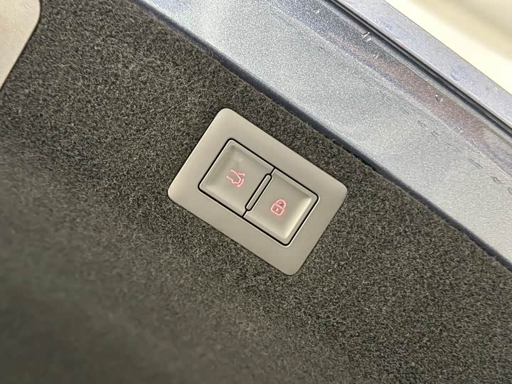 BYD Seal 07 DM-i Hybrid 2025 2025款 智驾版 DM-i 1.5L 125km 尊贵型