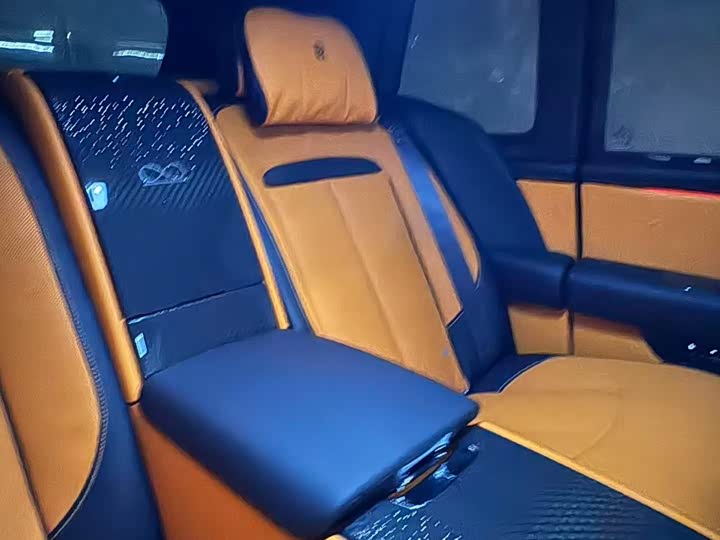 Rolls-Royce Cullinan 2024 2024款 Black Badge