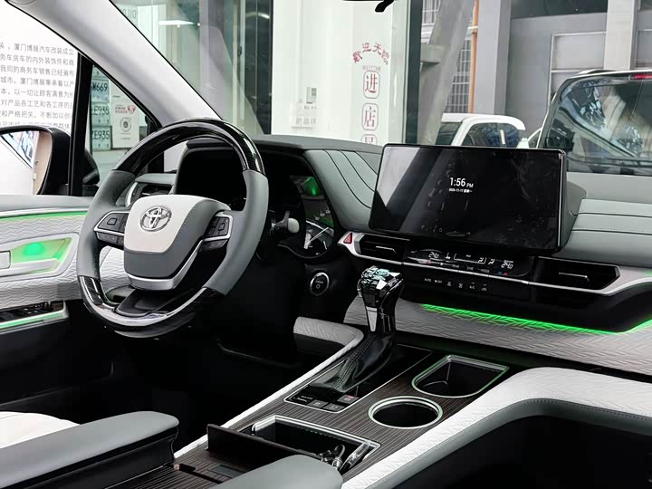 Toyota Sienna 2024 2024款 2.5L混动 舒适版