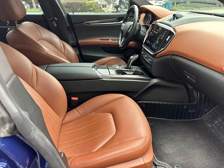 Maserati Ghibli 2021 2021款 2.0T 锋芒版