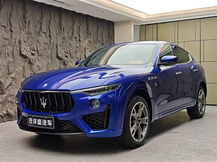 Maserati Levante 2023 2023款 3.0T Modena