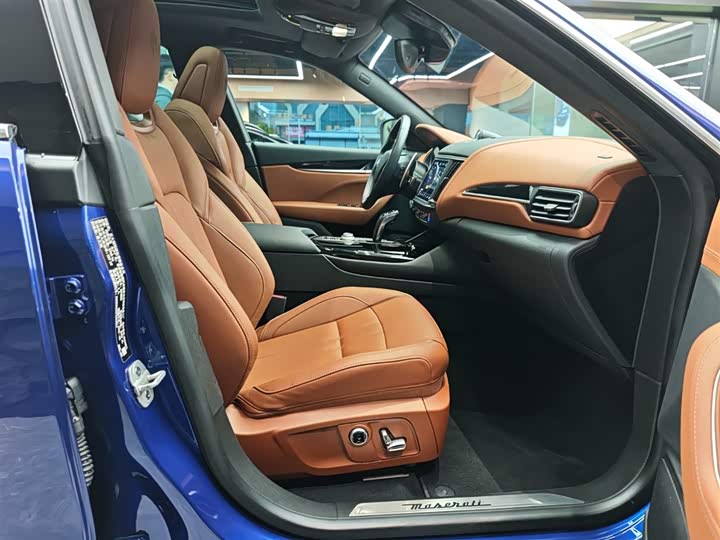 Maserati Levante 2023 2023款 3.0T Modena