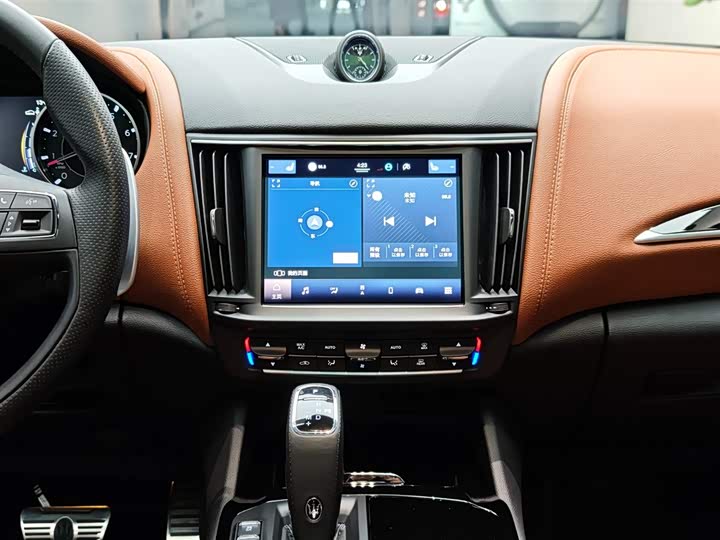 Maserati Levante 2023 2023款 3.0T Modena