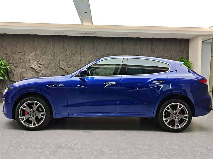 Maserati Levante 2023 2023款 3.0T Modena