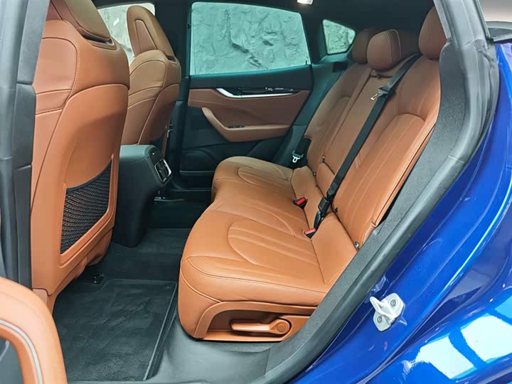 Maserati Levante 2023 2023款 3.0T Modena
