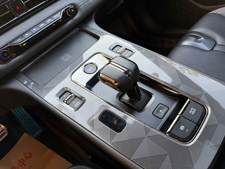 GAC Trumpchi Empow R 2024 2024款 400T 自动 影豹R MAX版