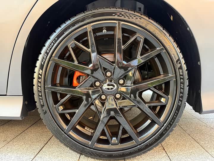 GAC Trumpchi Empow R 2024 2024款 400T 自动 影豹R MAX版