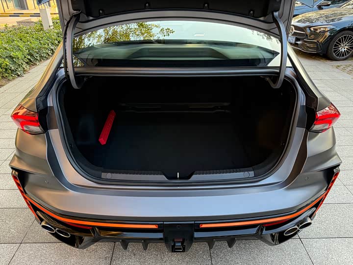 GAC Trumpchi Empow R 2024 2024款 400T 自动 影豹R MAX版