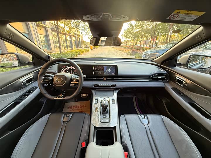 GAC Trumpchi Empow R 2024 2024款 400T 自动 影豹R MAX版