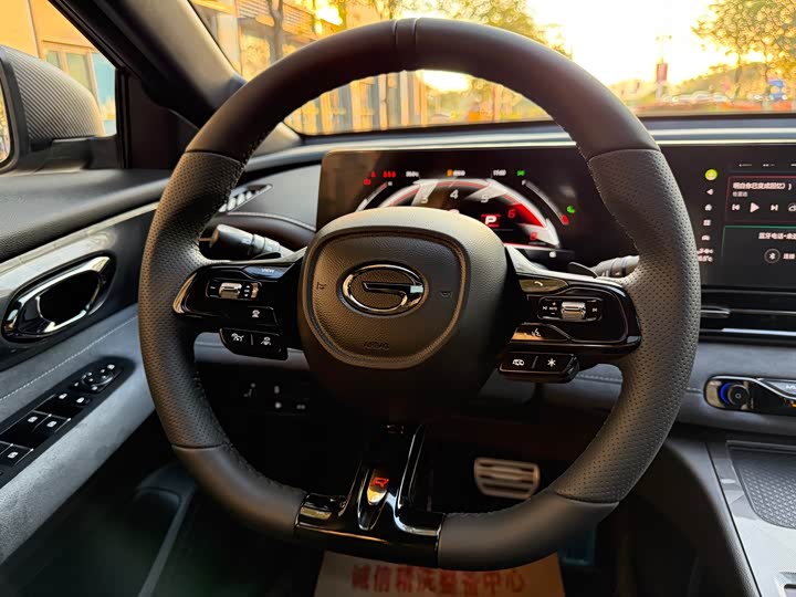 GAC Trumpchi Empow R 2024 2024款 400T 自动 影豹R MAX版