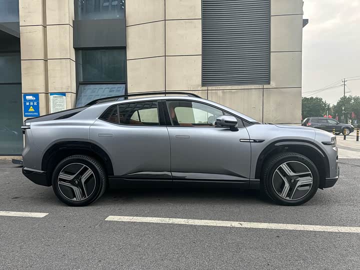 Changan Qiyuan (Nevo) E07 2025 2025款 纯电 四驱 90kWh Ultra高性能版