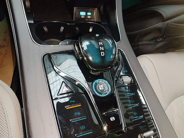 BYD Han 2025 2025款 EV 701KM激光雷达智驾型