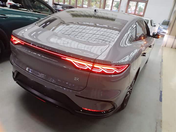 BYD Han 2025 2025款 EV 701KM激光雷达智驾型