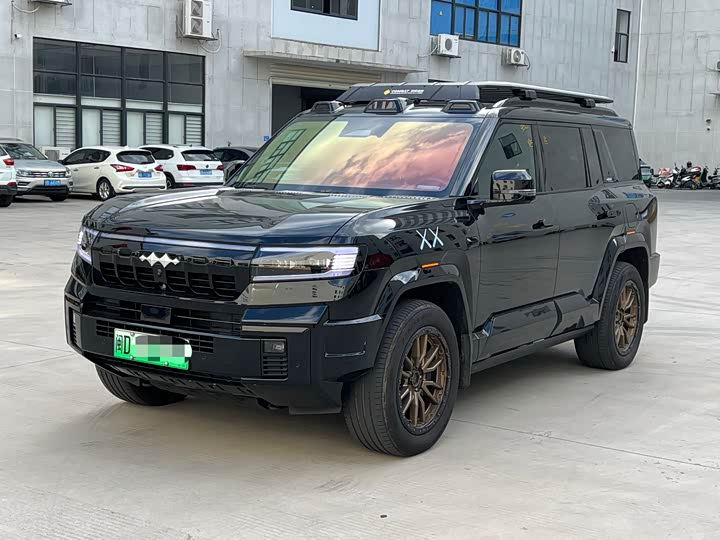 2025 BYD FangChengBao Leopard 8