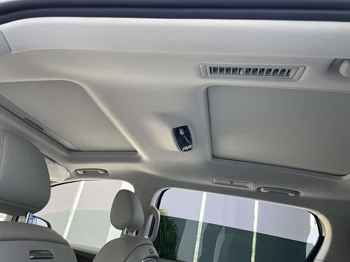 Roewe iMax 8 EV 2025 2025款 1.5T DMH 陆尊奢享版