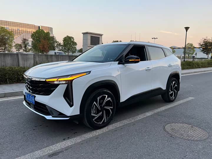 Geely Atlas 2024 2024款 1.5TD 智尊版