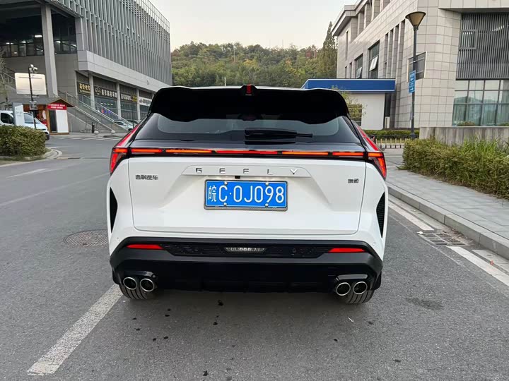 Geely Atlas 2024 2024款 1.5TD 智尊版