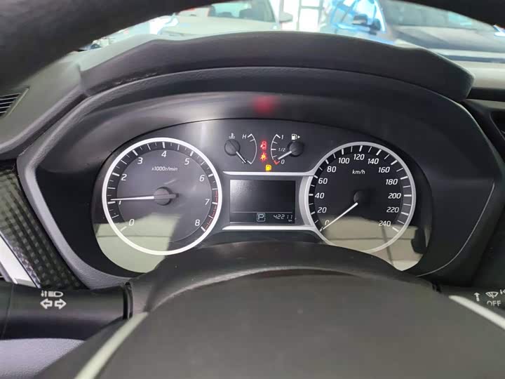 Nissan Lannia 2021 2021款 1.6L CVT炫酷版