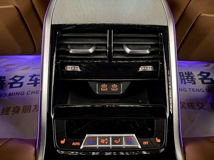 BMW 8 Series 2021 2021款 840i 四门轿跑车 M运动套装