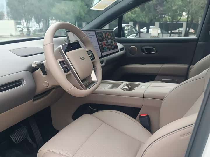 LiXiang i6 2025 2025款 两驱标准版