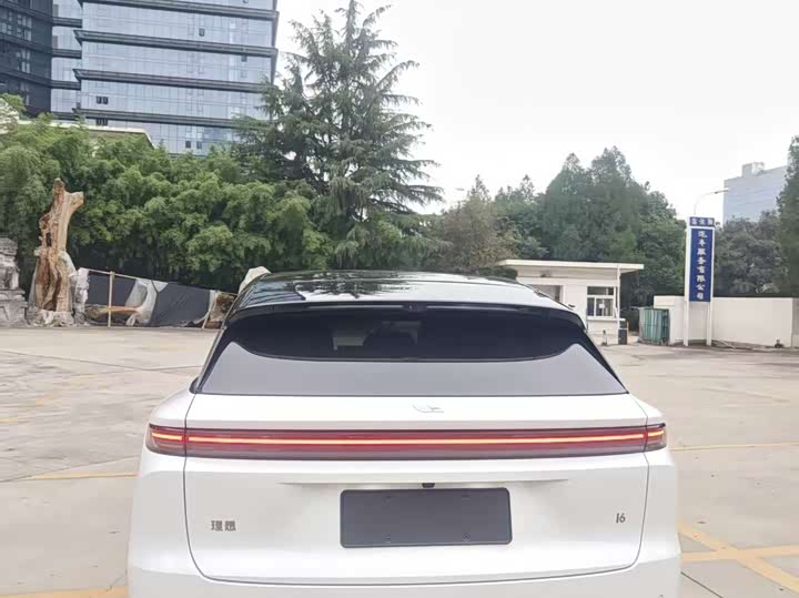 LiXiang i6 2025 2025款 两驱标准版