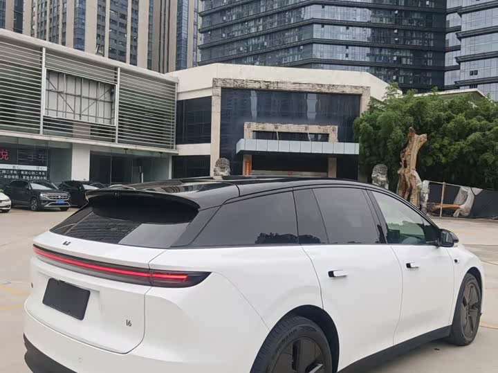 LiXiang i6 2025 2025款 两驱标准版