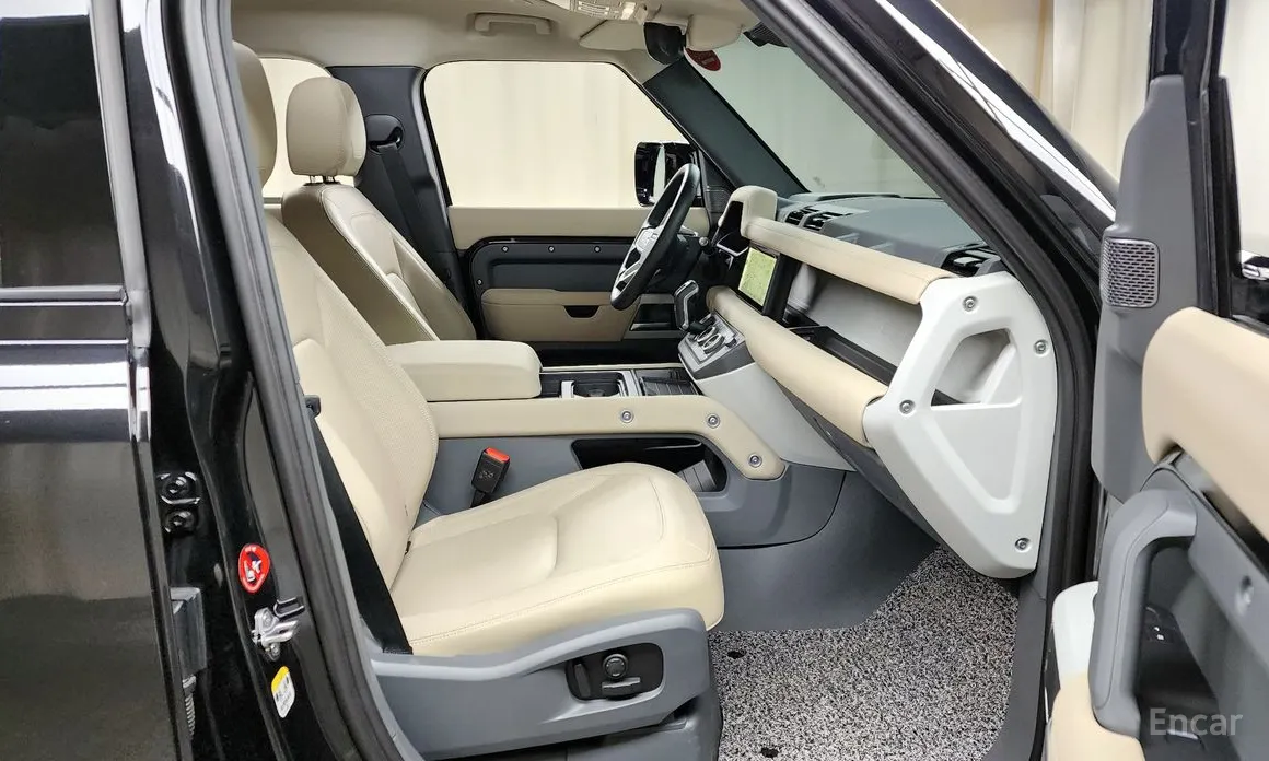 Land Rover Defender 2020 110 D250 SE