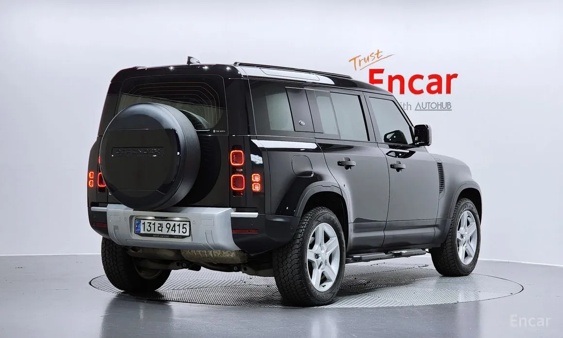 Land Rover Defender 2020 110 D250 SE