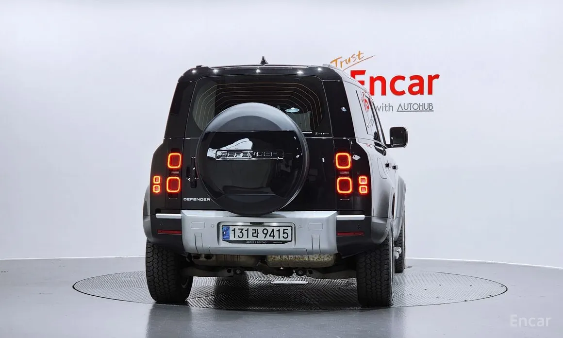 Land Rover Defender 2020 110 D250 SE