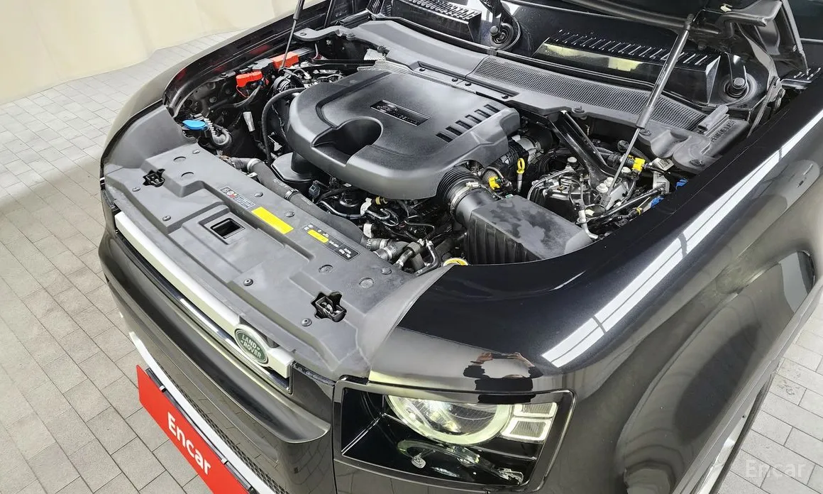 Land Rover Defender 2020 110 D250 SE