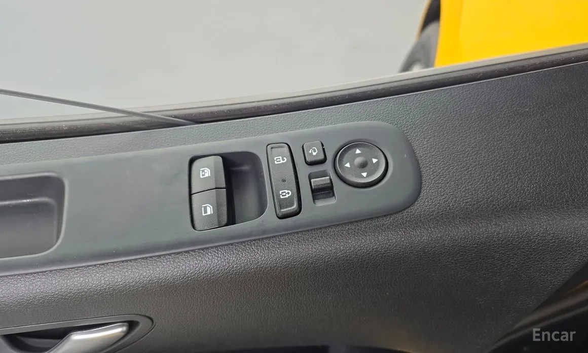 Hyundai Staria 2021 L3.5 어린이보호차