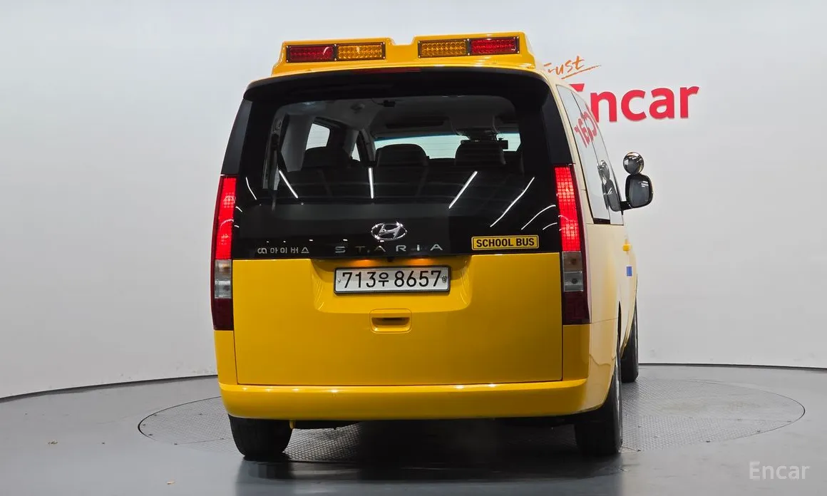 Hyundai Staria 2021 L3.5 어린이보호차
