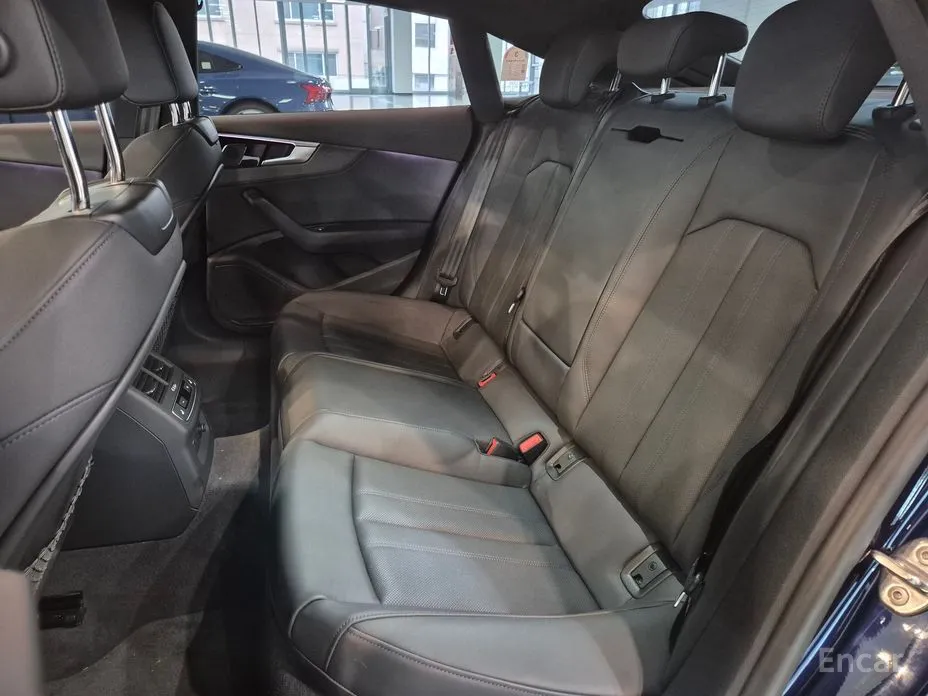 Audi A5 2017 40 TFSI Quattro Premium Sportback