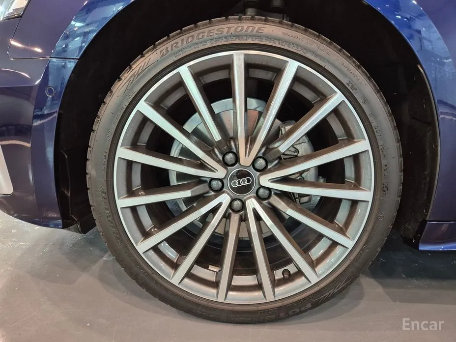 Audi A5 2017 40 TFSI Quattro Premium Sportback