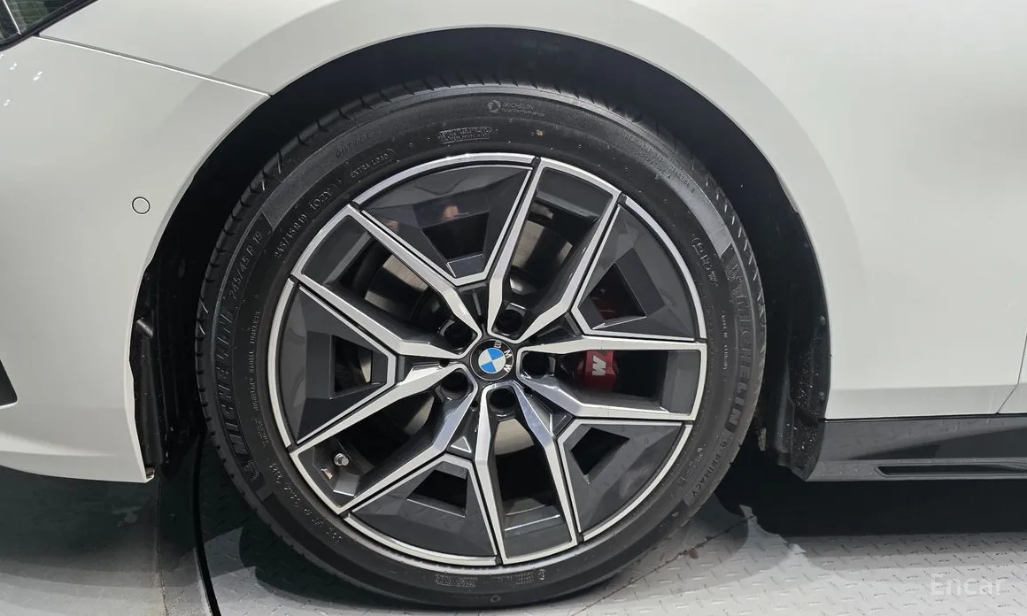 BMW 5 Series 2023 520i Special Edition