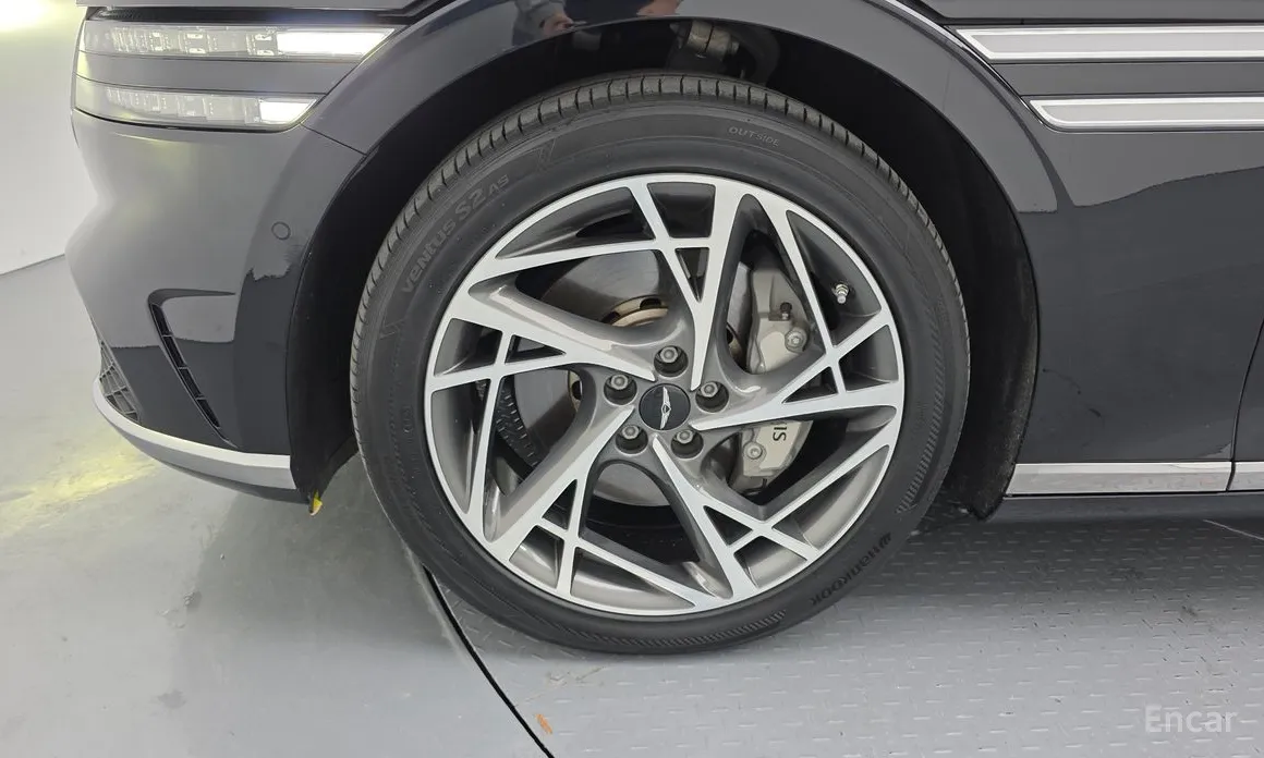 Genesis G90 2021 Gasoline 3.5 Turbo AWD