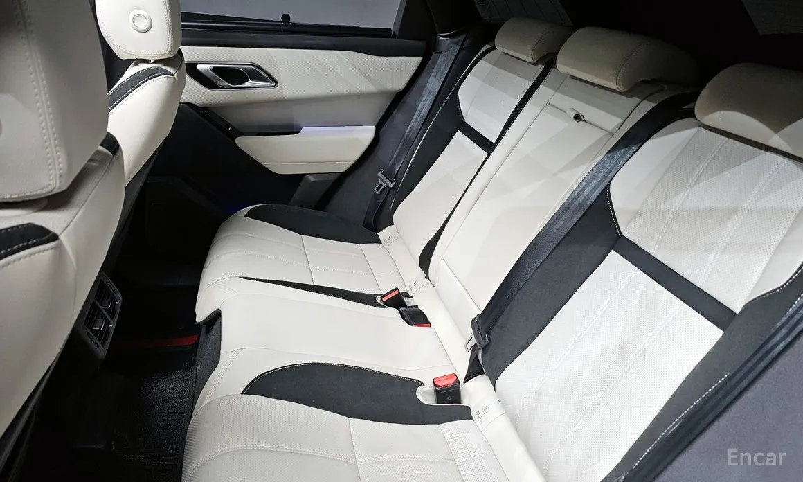 Land Rover Range Rover Velar 2017 2.0 P250 R-Dynamic SE