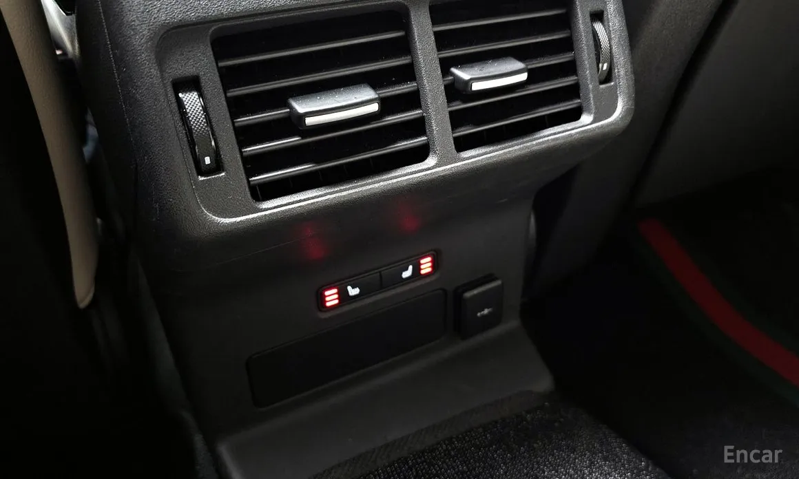 Land Rover Range Rover Velar 2017 2.0 P250 R-Dynamic SE