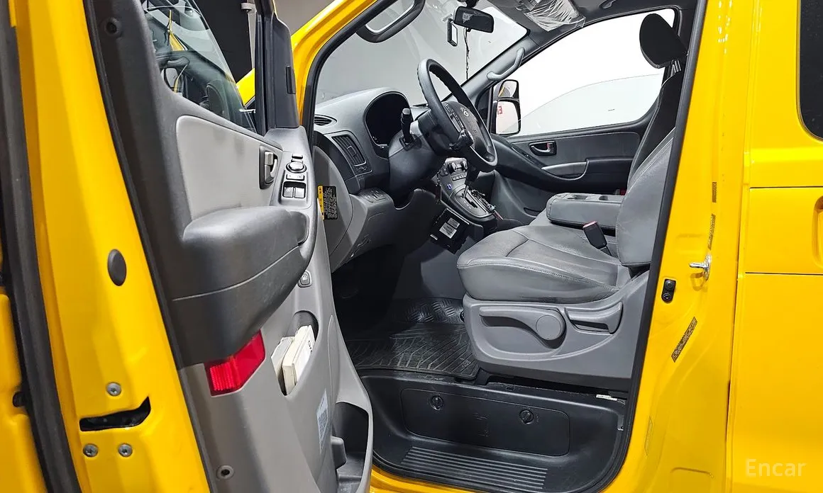 Hyundai Starex 2017 School Bus LPi