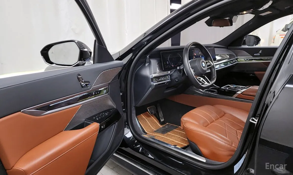 BMW 7 Series 2022 740i xDrive M Sport Limited