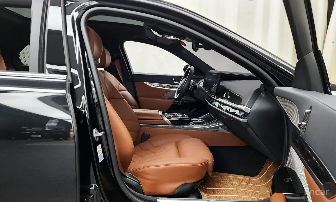 BMW 7 Series 2022 740i xDrive M Sport Limited