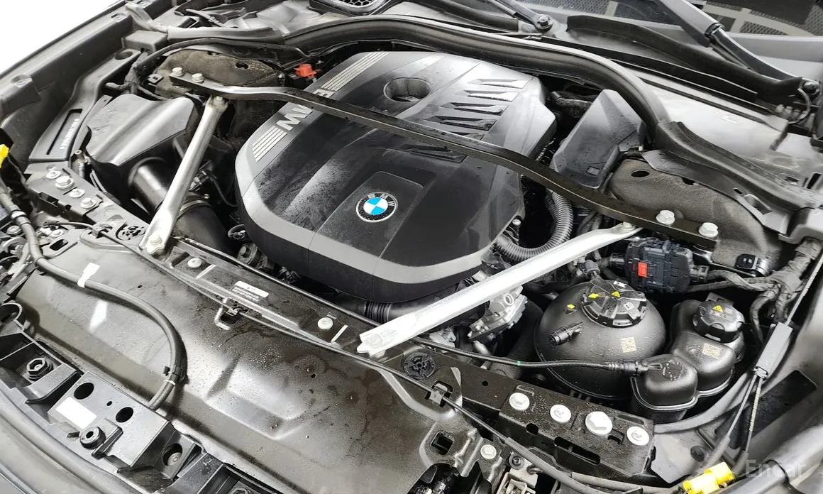 BMW 7 Series 2022 740i xDrive M Sport Limited