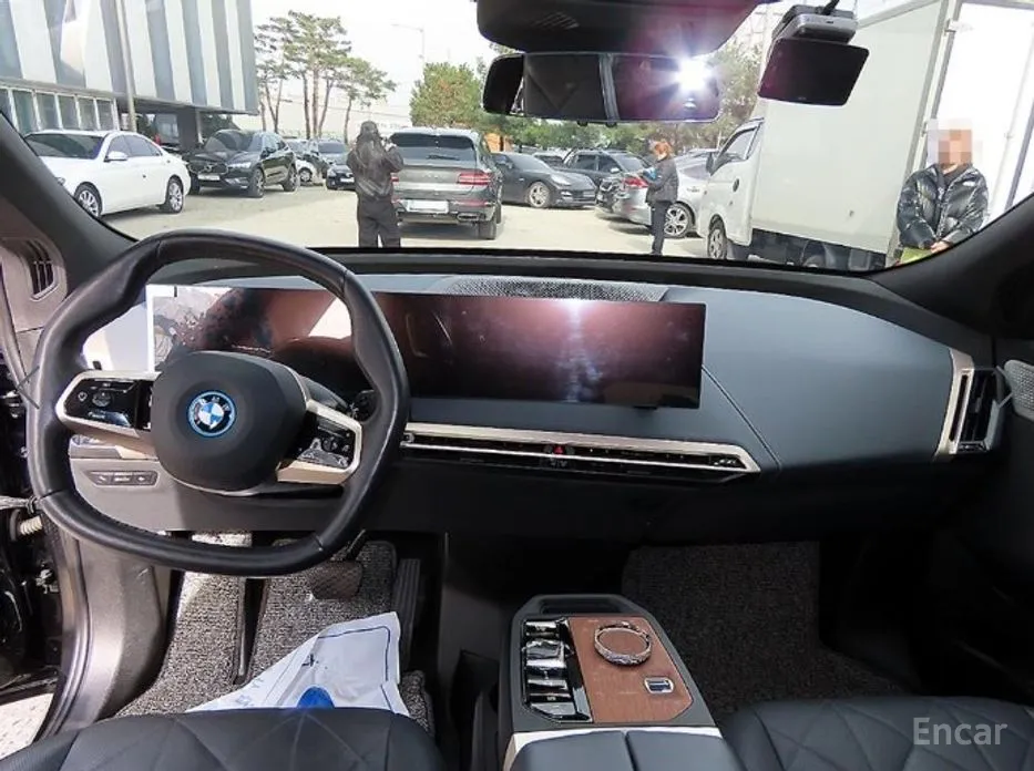 BMW iX 2021 xDrive50 Sports Plus